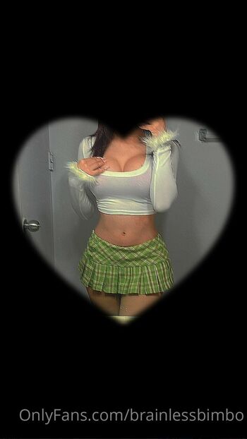 Bimb / brainlessbimbo nude photo #4