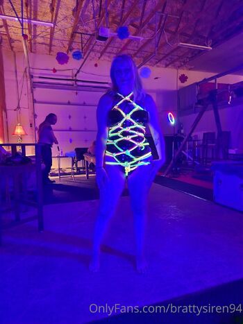 brattysiren94 nude photo #14