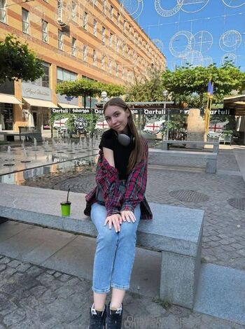Julia / callme_julls nude photo #37