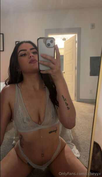 ccheyyx nude photo #33