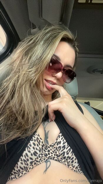 OnlyFans / charisma.j nude photo #10