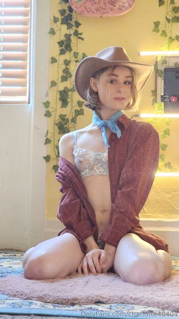 charlotte40404 nude photo #39