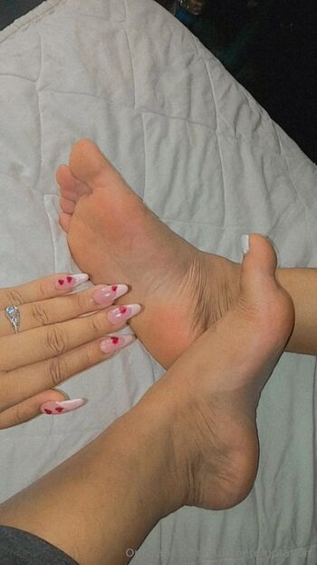clar_ruiz nude photo #15