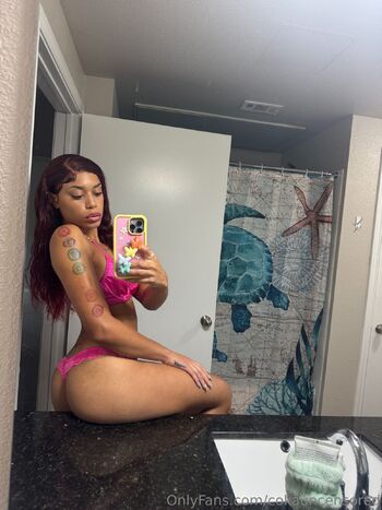 Coka uncensored nude photo #2