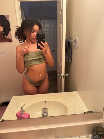 college.kiki nude photo #13