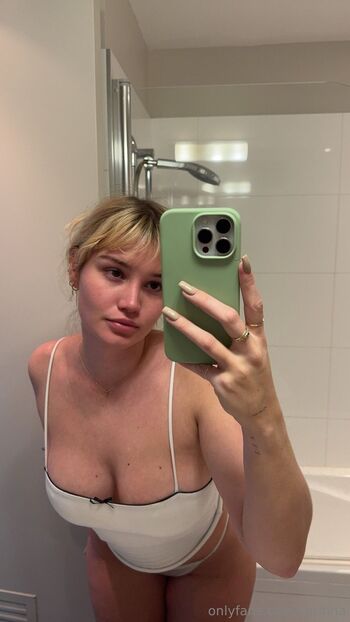 corinna nude photo #7
