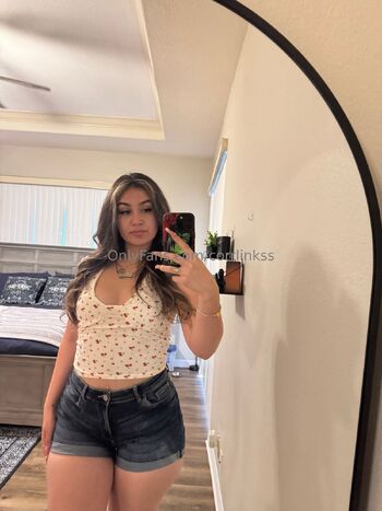 corrlinkss nude photo #1