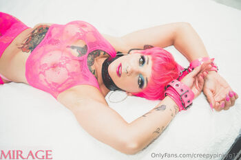creepypinkyg13 nude photo #16