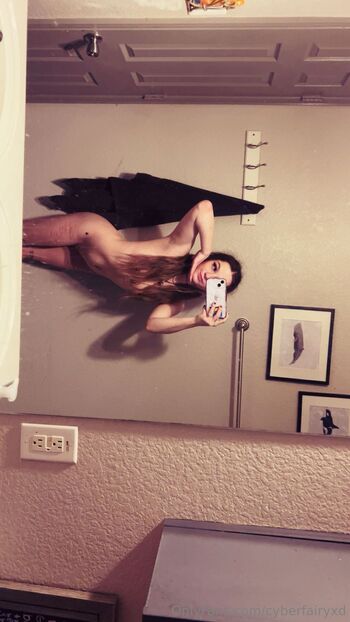 cyberfairyxd nude photo #2