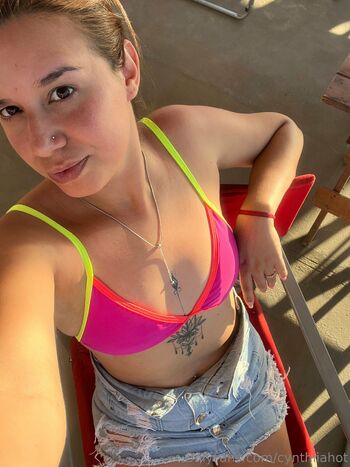 FanTasyGla / cynthiiahot nude photo #16