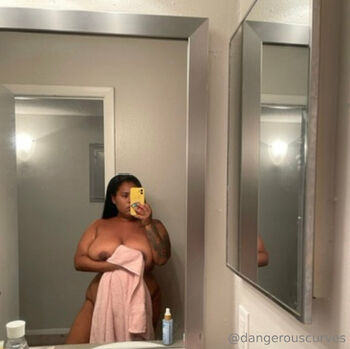 dangerouscurve / dangercurves nude photo #34
