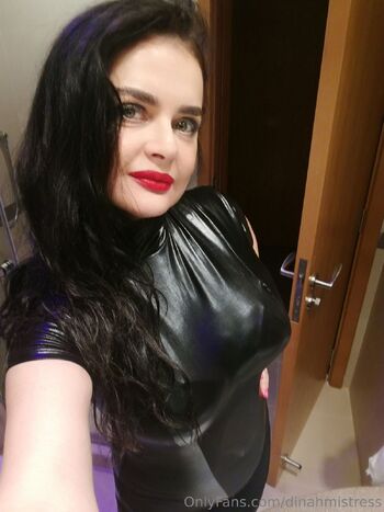 Dominatrix Dinah - Dominant Hot Wif / dinahmistress nude photo #4