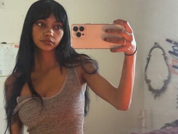 daliah / dolllyfied nude photo #30