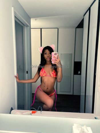 FATTTEST PUSSY BARBI / dollzxz nude photo #29