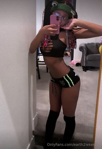 earth2lekessia nude photo #15