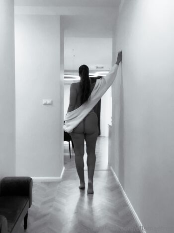 ellamaefree nude photo #7