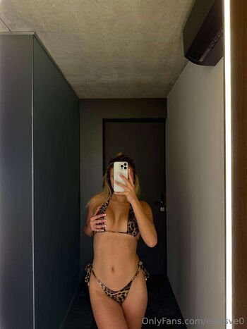 elsasve0 nude photo #11