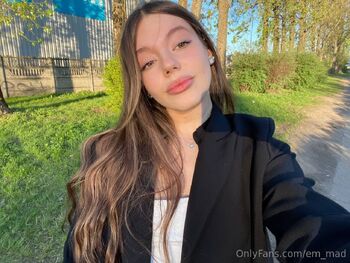 em_mad nude photo #6