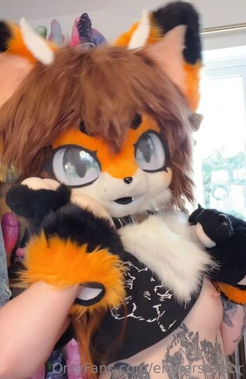 emberstarfur nude photo #3
