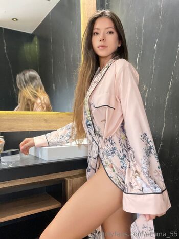 emma_55 nude photo #4