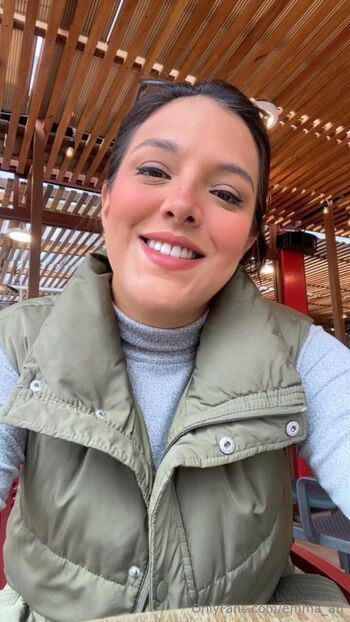 Social Media Influencer EMMA Dentis / emma_ah nude photo #5