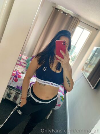 Social Media Influencer EMMA Dentis / emma_ah nude photo #19