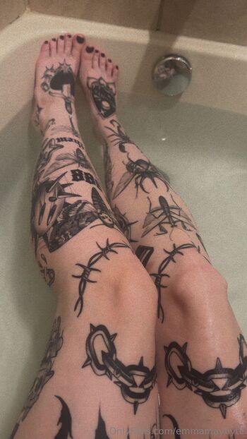 emmamaybyte nude photo #7
