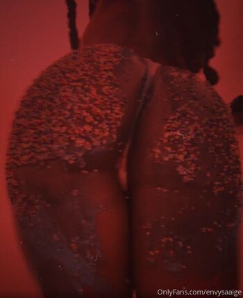 Saaig / envysaaige nude photo #22