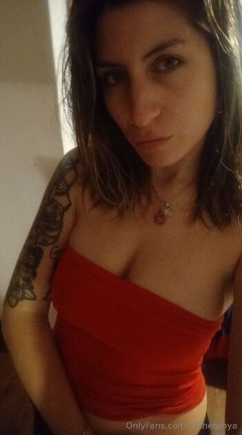 lel / esthefanya nude photo #14