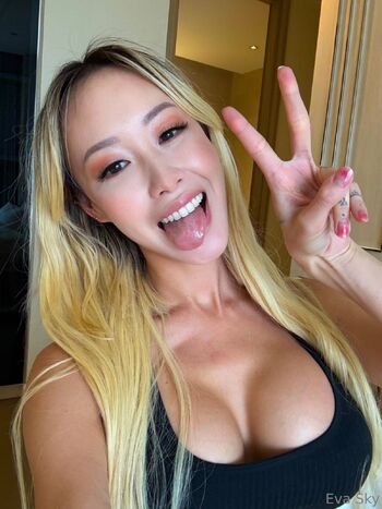 Eva Sky nude photo #30