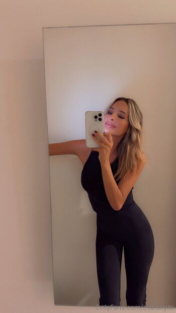 EvaSky Your TS-gir / eva.sky.ts nude photo #2