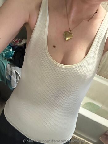 Hana Nicky of FandomReaction / fandomreactions nude photo #4