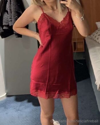 Your personal playdoll is online now / feliciafireball nude photo #7