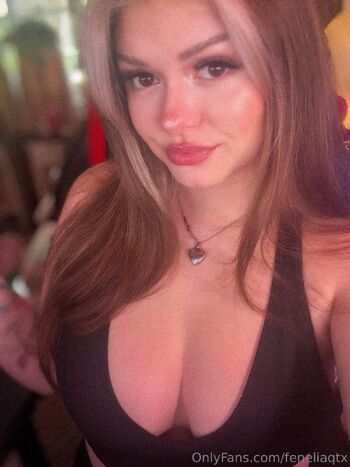 FeneliaQtx nude photo #39