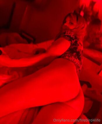 Trixie / firebird4life nude photo #8