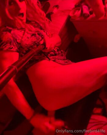 Trixie / firebird4life nude photo #24