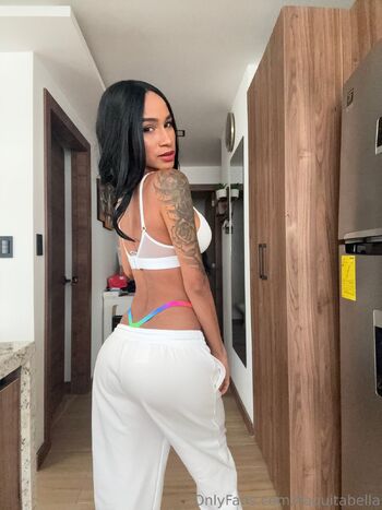 QUEEN VIDEO CALL VERO / flaquitabella nude photo #1