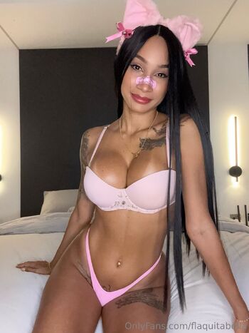 QUEEN VIDEO CALL VERO / flaquitabella nude photo #36