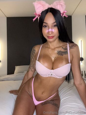QUEEN VIDEO CALL VERO / flaquitabella nude photo #37
