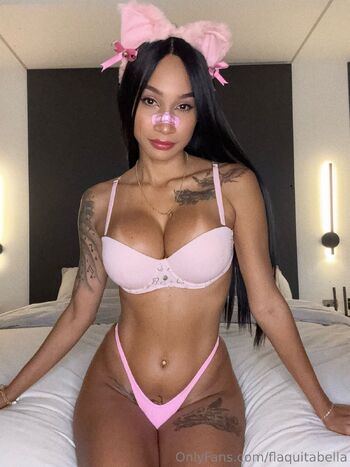 QUEEN VIDEO CALL VERO / flaquitabella nude photo #38