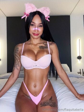 QUEEN VIDEO CALL VERO / flaquitabella nude photo #39