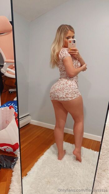 lys / flawlysssss nude photo #33