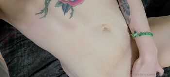 frostyvixen nude photo #28