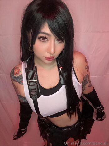 hele / gang.aji nude photo #19