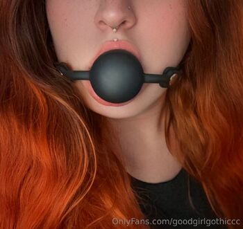 gothicc / goodgirlgothiccc nude photo #9