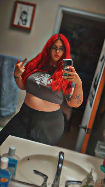 gothicc / goodgirlgothiccc nude photo #24