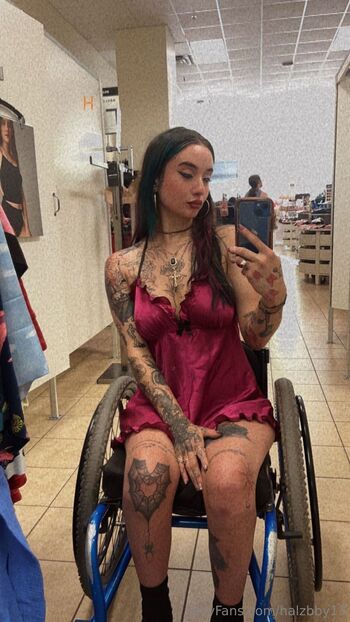 halzbby13 nude photo #1