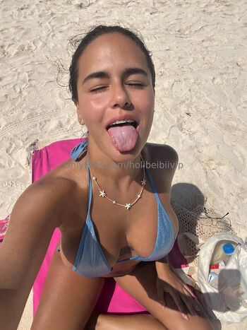 holibeibiivip nude photo #9