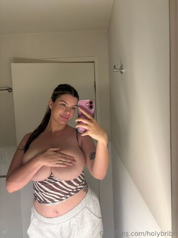 Briar / holybribri nude photo #32