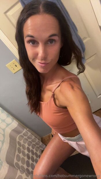 hotsummergonewrong nude photo #22